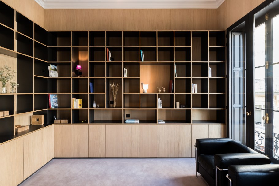 Интерьер библиотеки из керамогранита фото