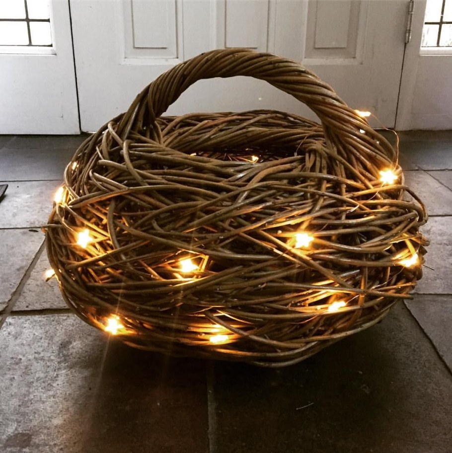 Шар из веток