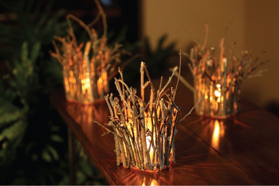 Подсвечник из веток