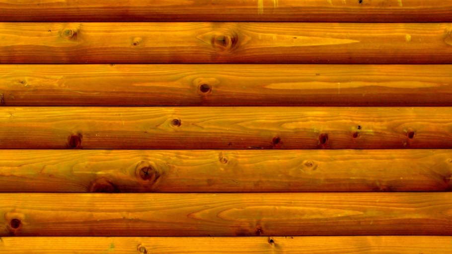 Деревянные бревна