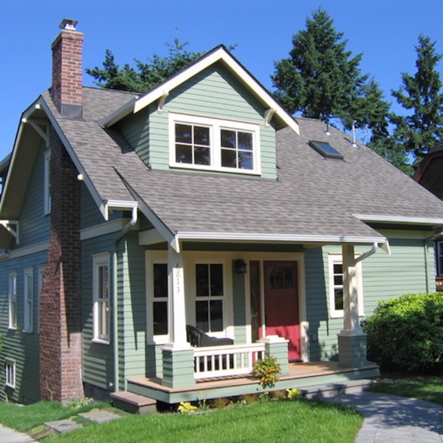 Крашеный дом в американском стиле