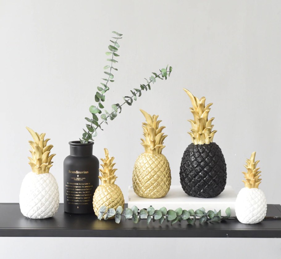 Декор интерьера ананас