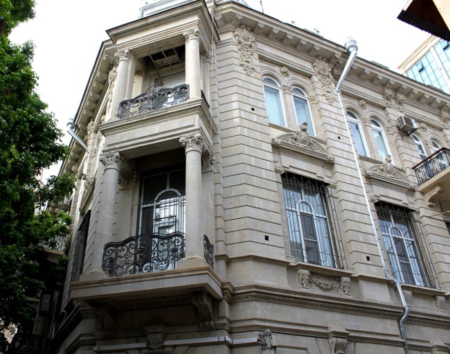 Баку особняк Исрафила Гаджиева