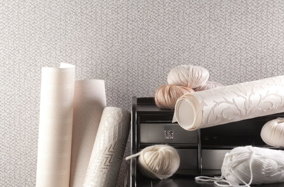 Рулоны обоев для стен