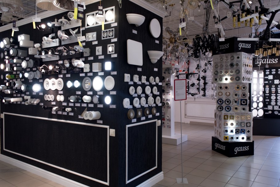 Мир света СПБ Энгельса 154