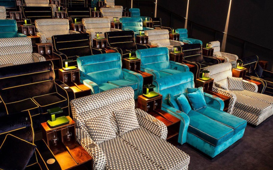 Кинотеатр с кроватями