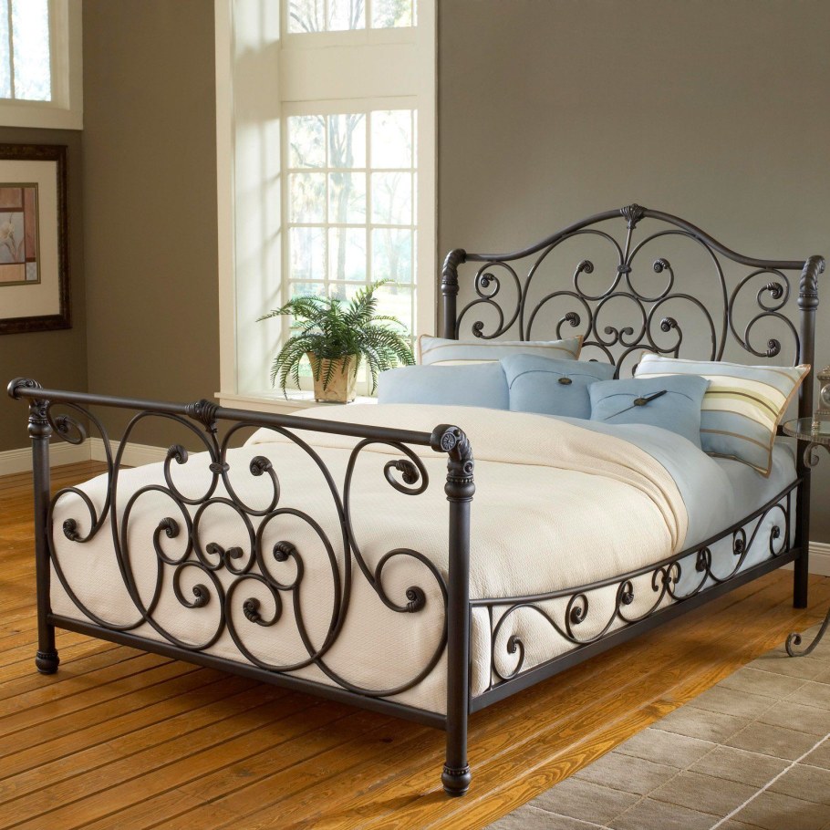 Кованые кровати Аквилон