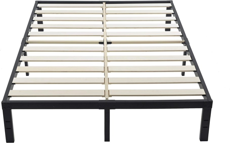 Кровать фрейм пирамида