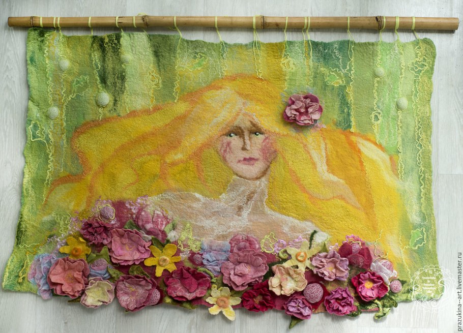 Валяное панно