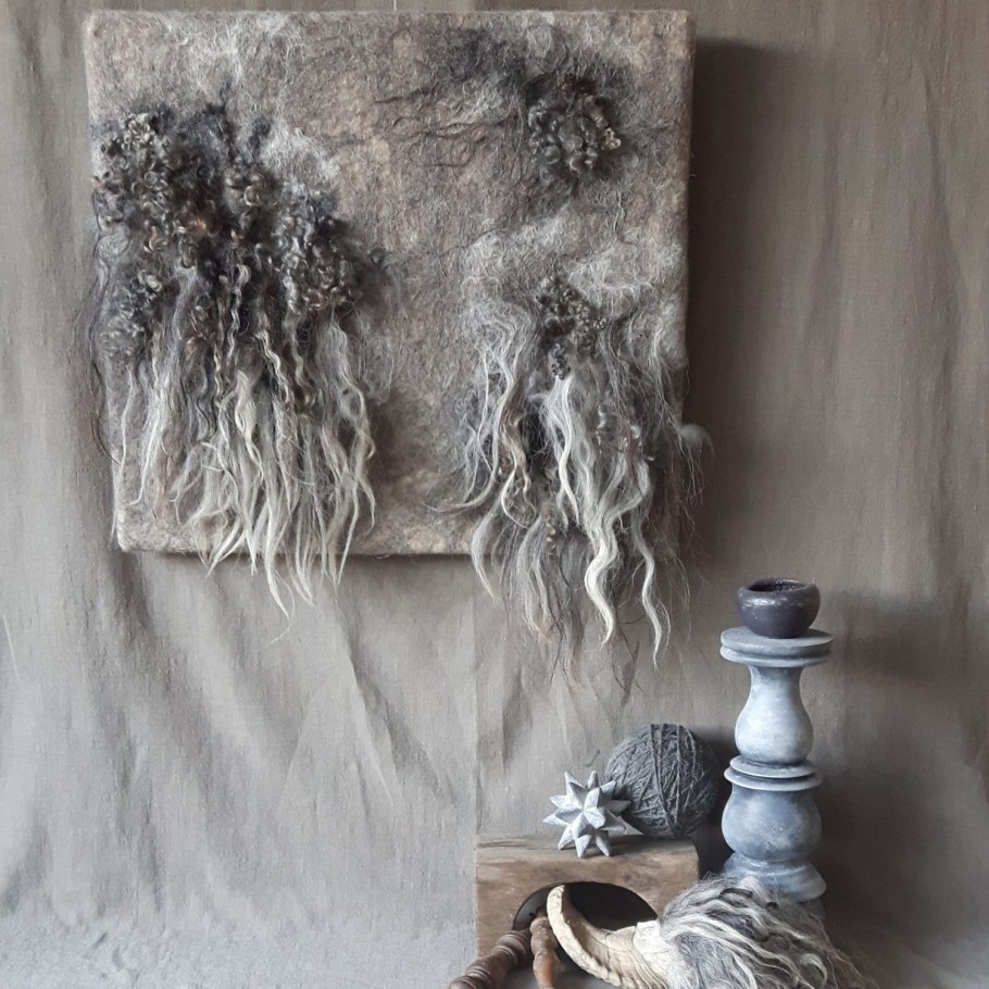 Войлочные панно в интерьере