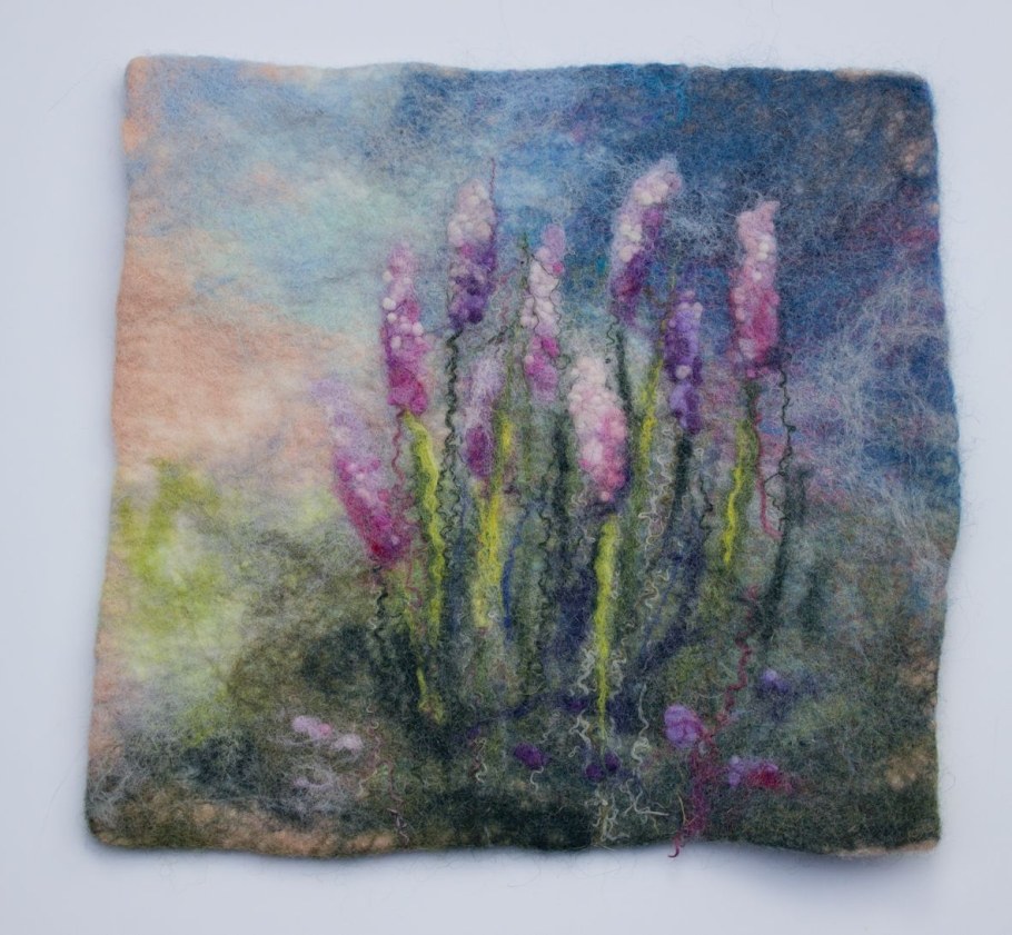 Валяное панно