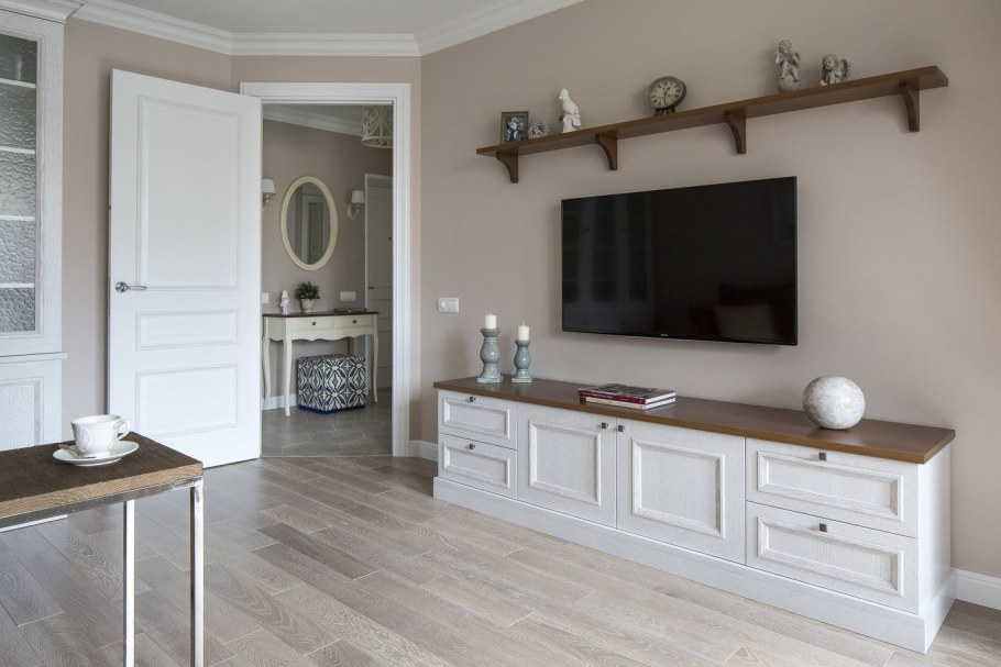 Комод в гостиную в стиле Неоклассика