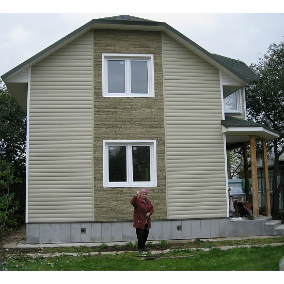 Комбинированная отделка сайдингом