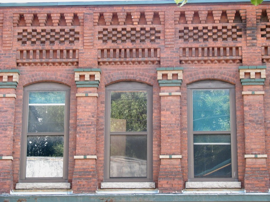 Кирпичные фасады 19 века