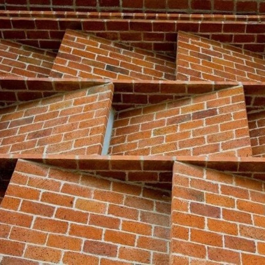 Гуковский кирпич фасад