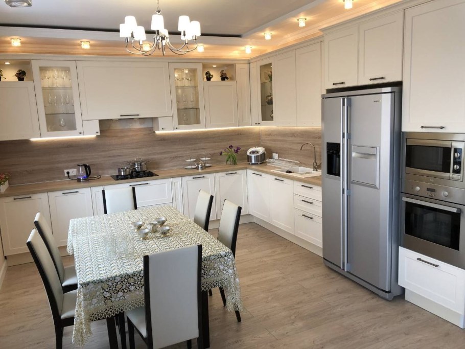 Кухни в частных домах реальные