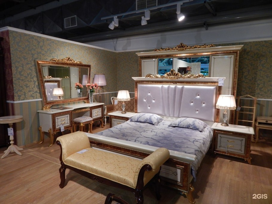 Галерея мебель Италии