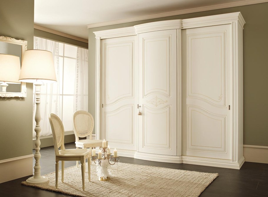 Классические итальянские шкафы купе