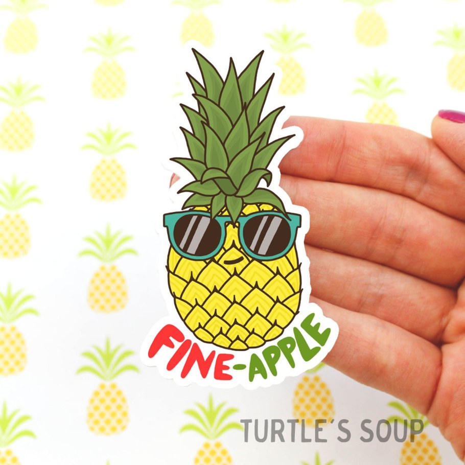 Стикер ананасик