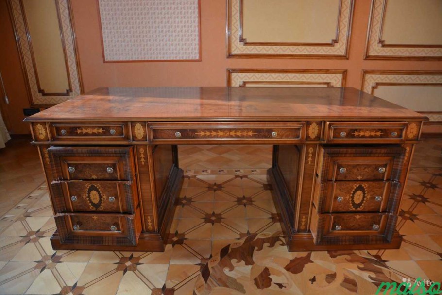 Письменный стол Испания