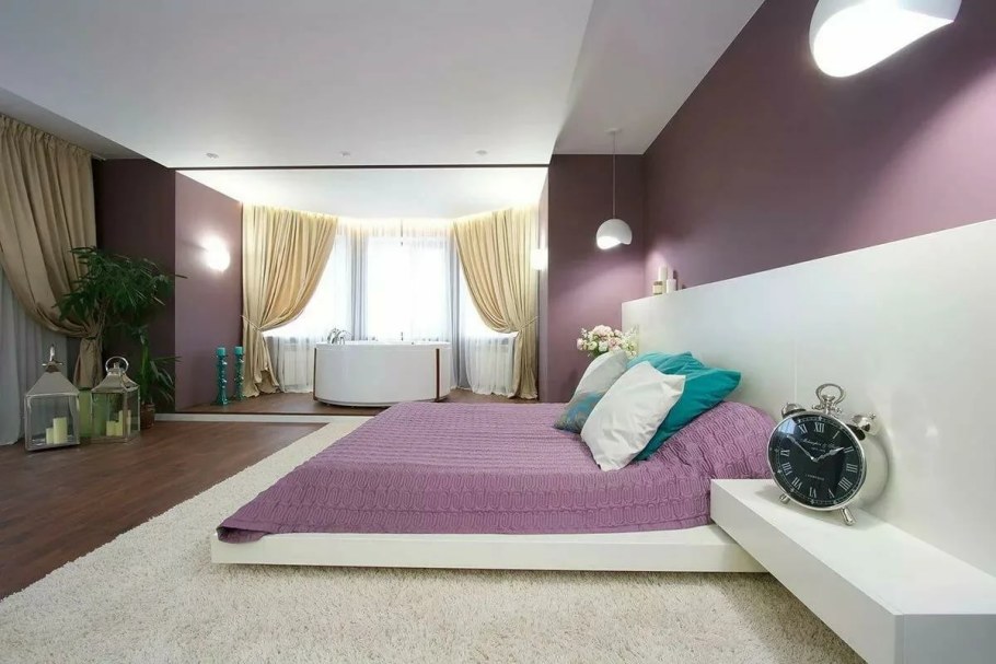 Сиреневая спальня в частном доме