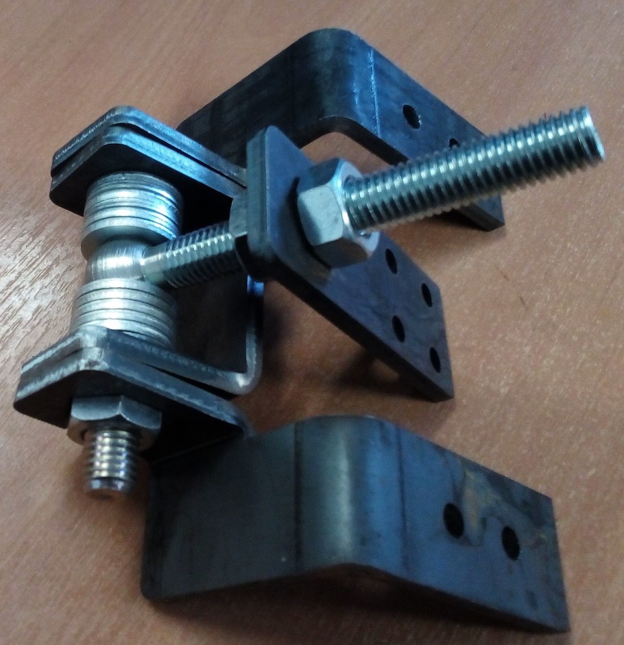 Регулируемые петли для ворот