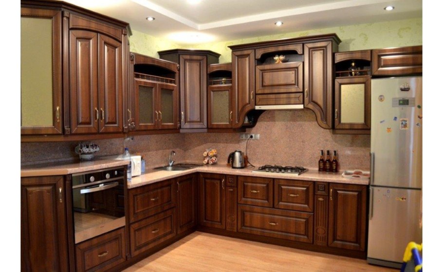 Кухня классика дерево