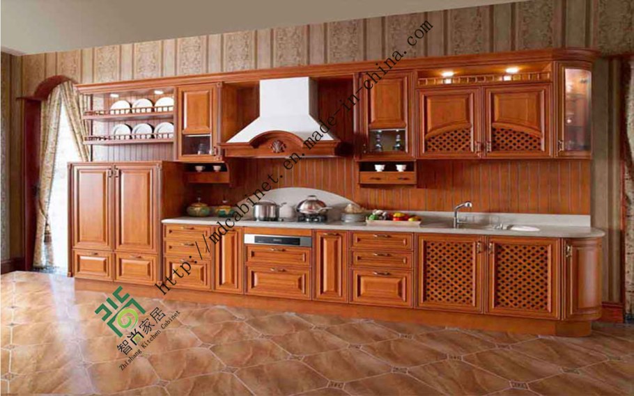 Деревянный кухонный гарнитур