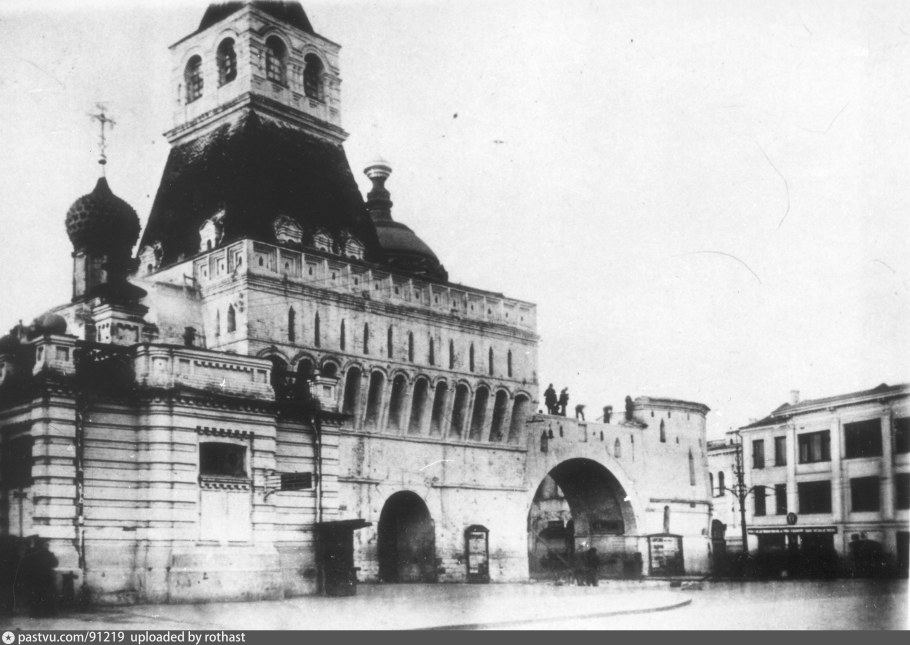 Проломные Владимирские ворота Китай-города