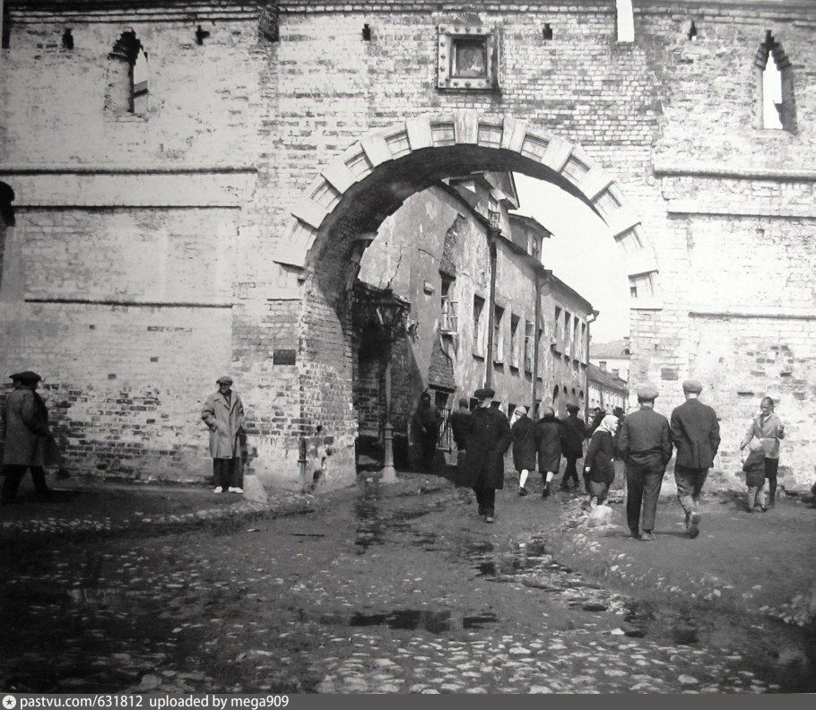 Проломные ворота Китай города