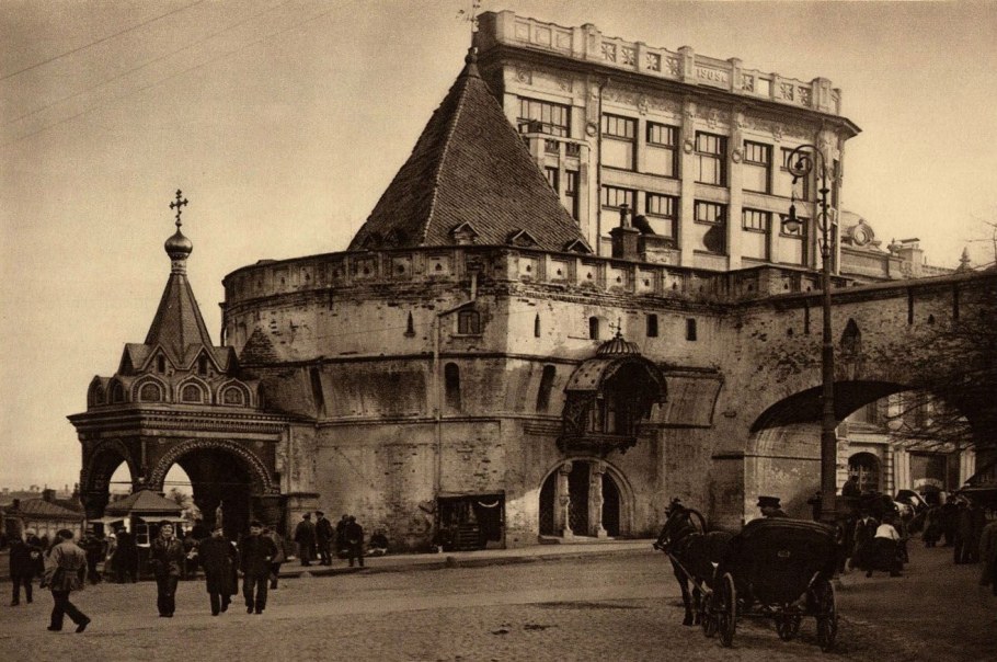 Варварская башня Китайгородской стены