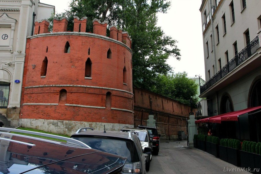 Китайгородская стена Птичья башня