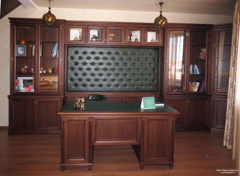 Деревянная отделка кабинета