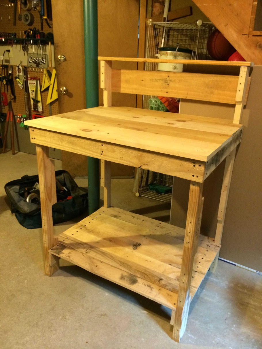 Верстак с поддоном