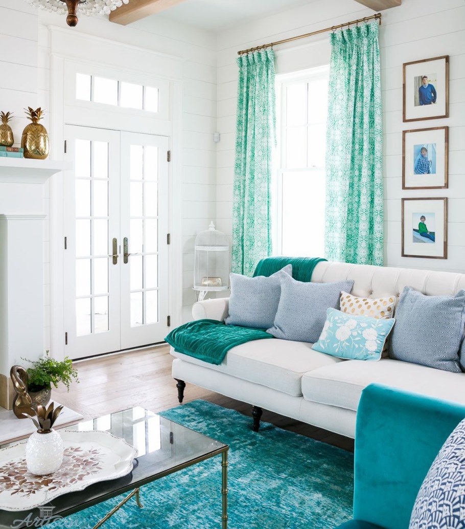 Гостиная в голубых тонах