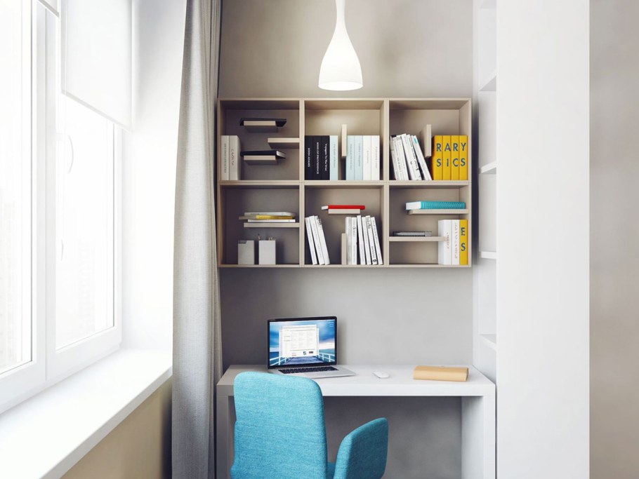 Стол с полками на балкон