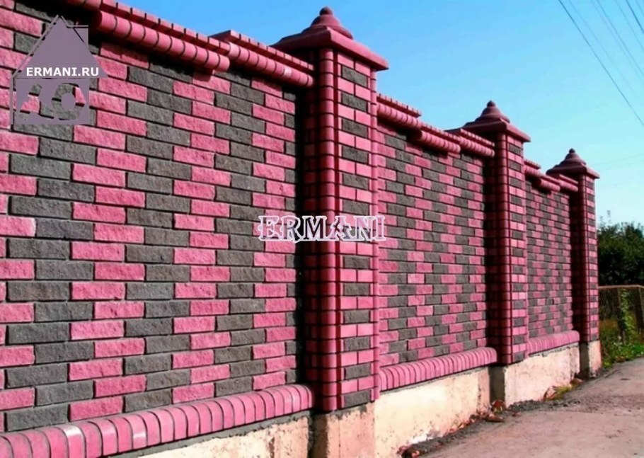 Кирпичный забор