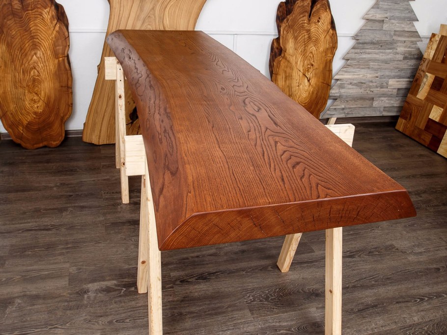 Стол из слэба каштана