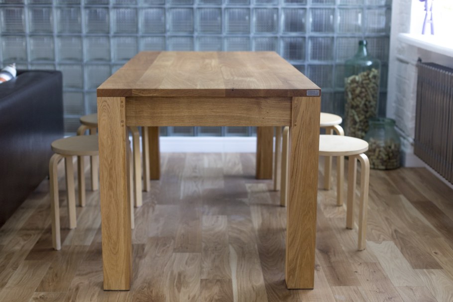 Раскладной стол из массива