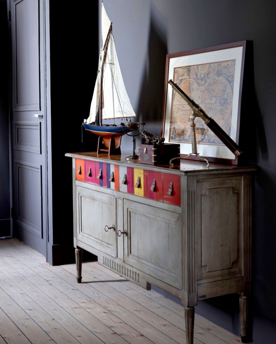 Мебель гранж Франция