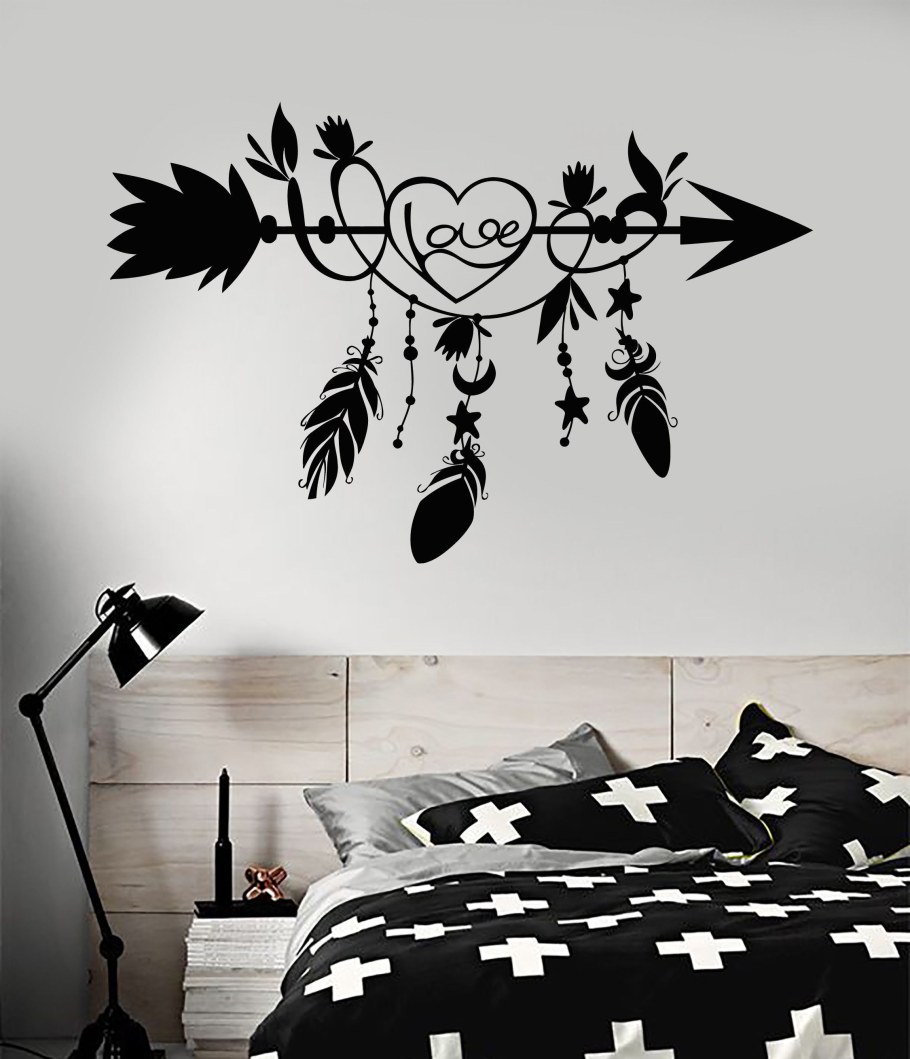 Наклейки на стену в спальню