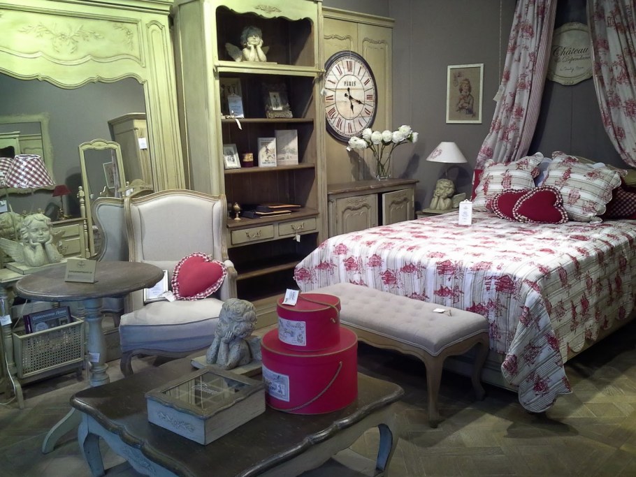 Шторы интерьерная Лавка