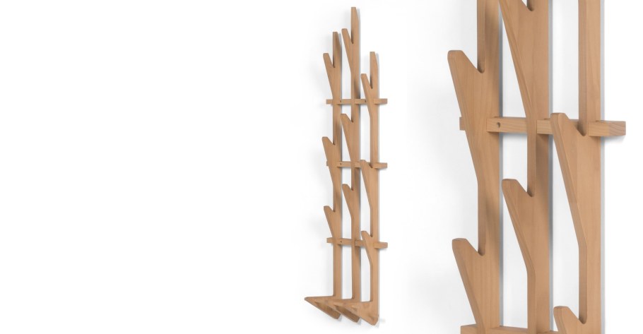 Вешалка из фанеры в прихожую