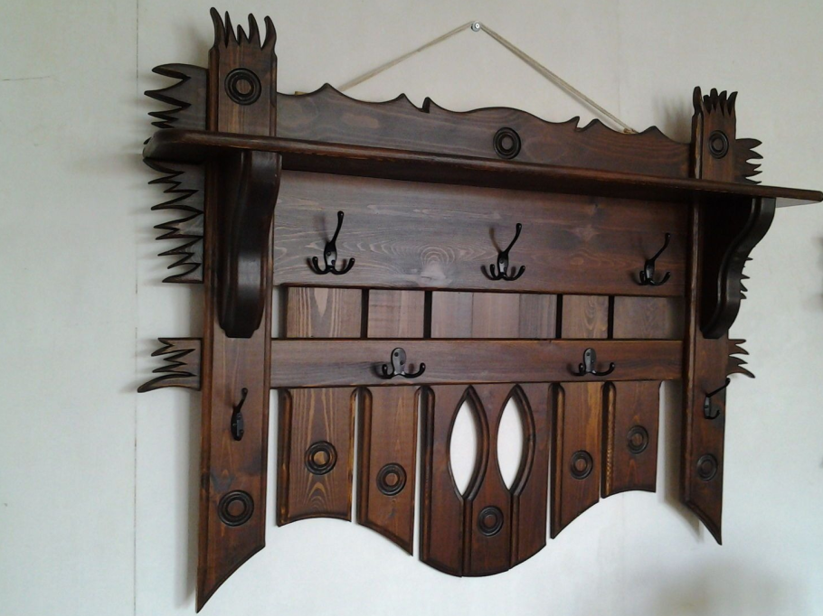 Вешалка деревянная настенная