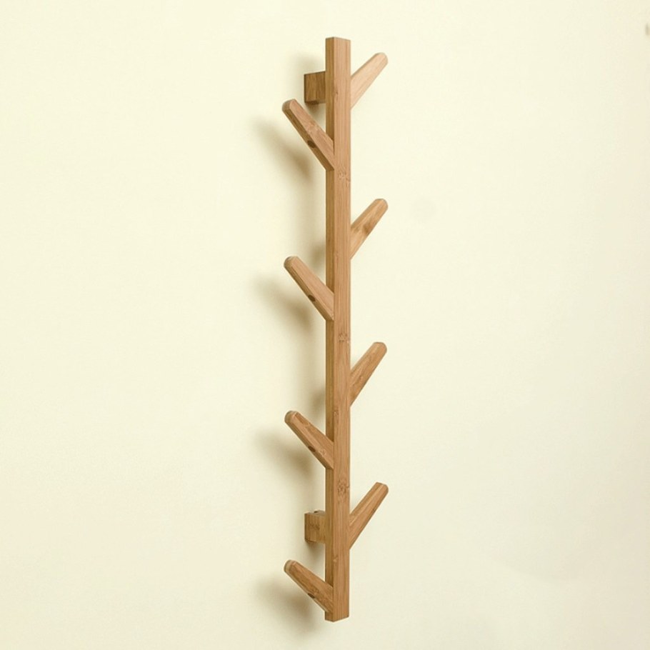 Вешалка настенная вертикальная