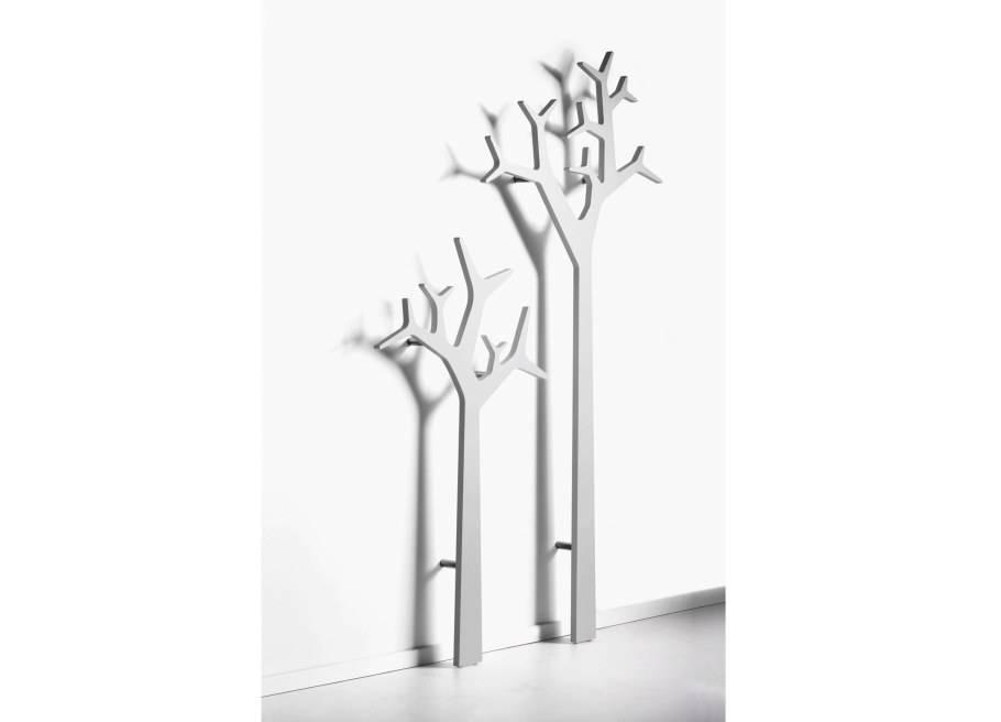 Вешалка в виде дерева