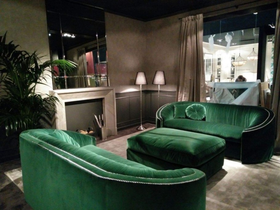 Диван для шоурума