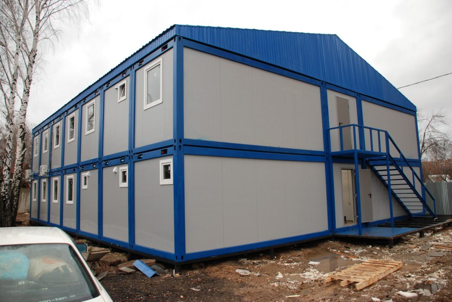 Модульные здания из блок контейнеров ДИАКОМ
