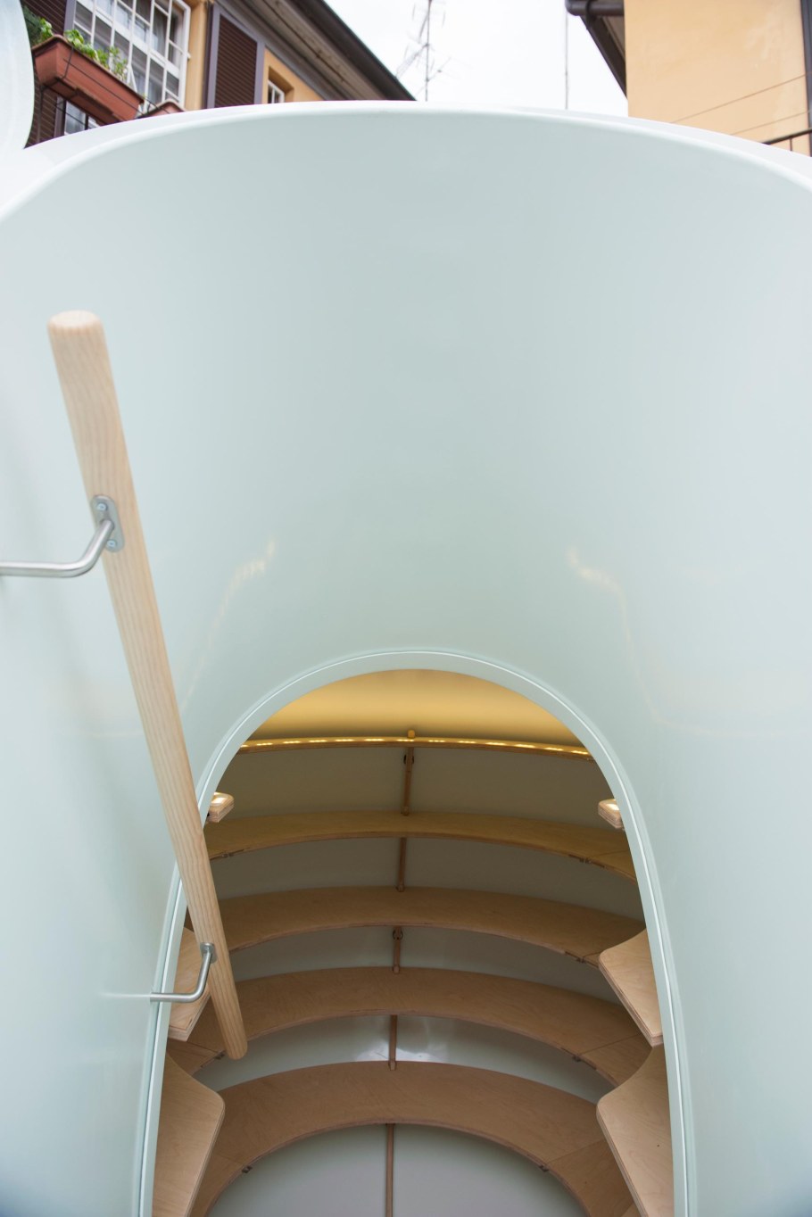 Пластиковый погреб круглый