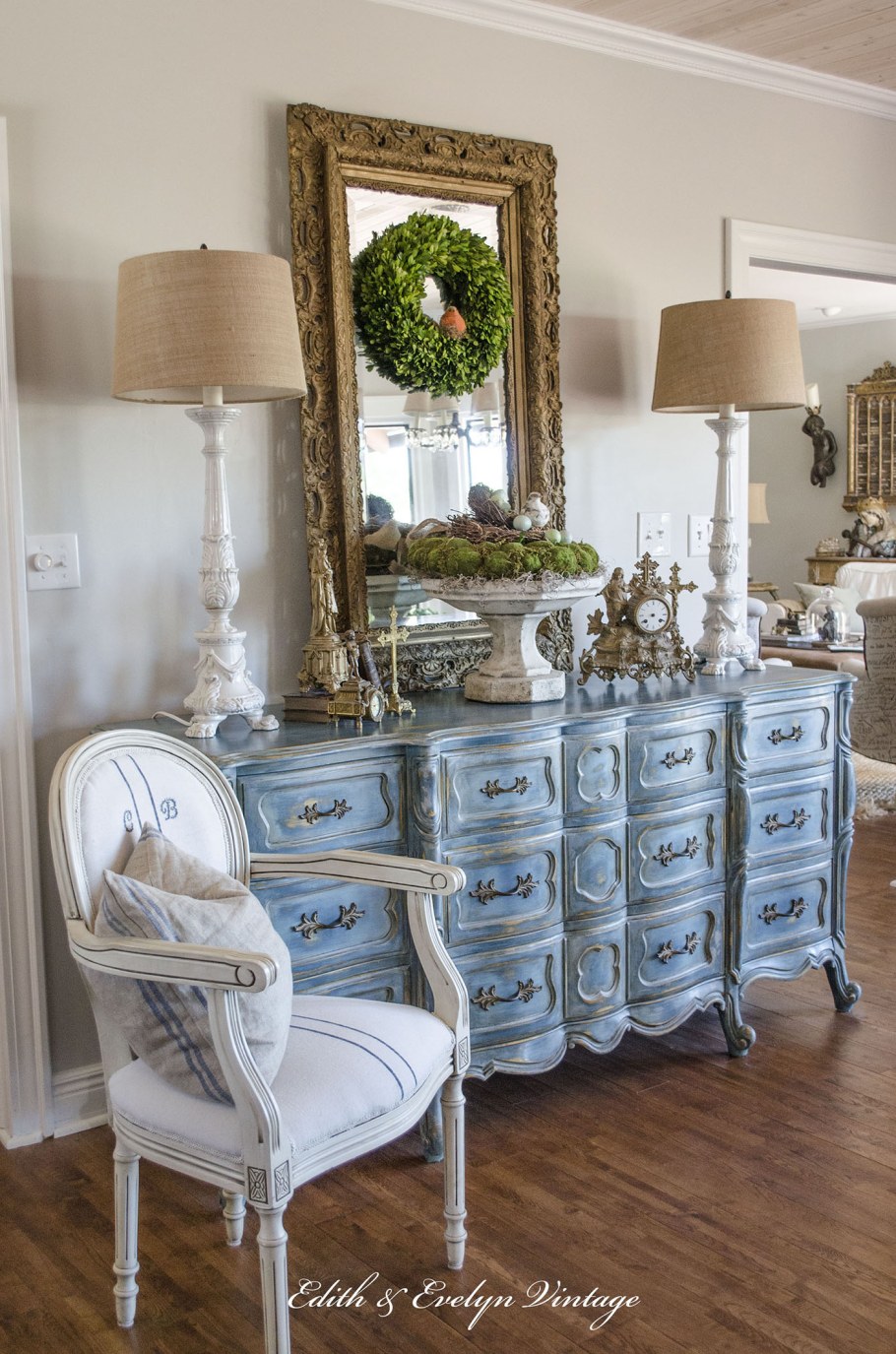 Мебель во французском стиле